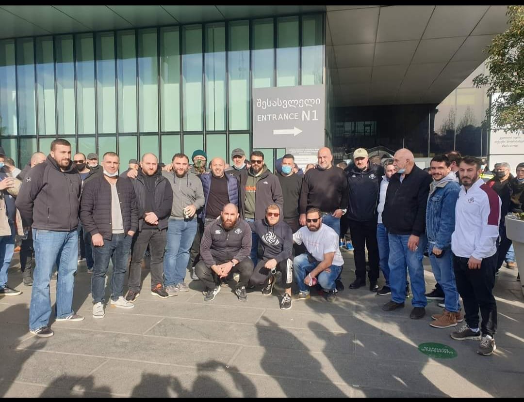 "უსამართლობას არ შევეგუებით" - აბუსერიძის მხარდასაჭერად მოქმედი და ვეტერანი მორაგბეები შეიკრიბნენ