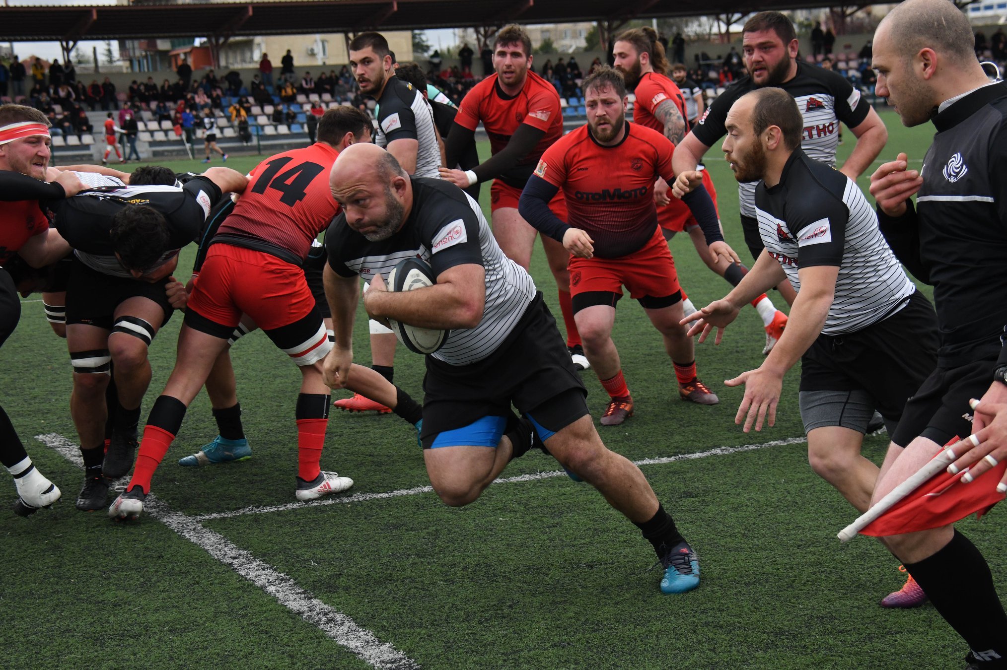ირაკლი ნატრიაშვილის ბრწყინვალე თამაში არესის წინააღმდეგ - 30-მეტრიანი გარღვევა და ლელო (VIDEO)
