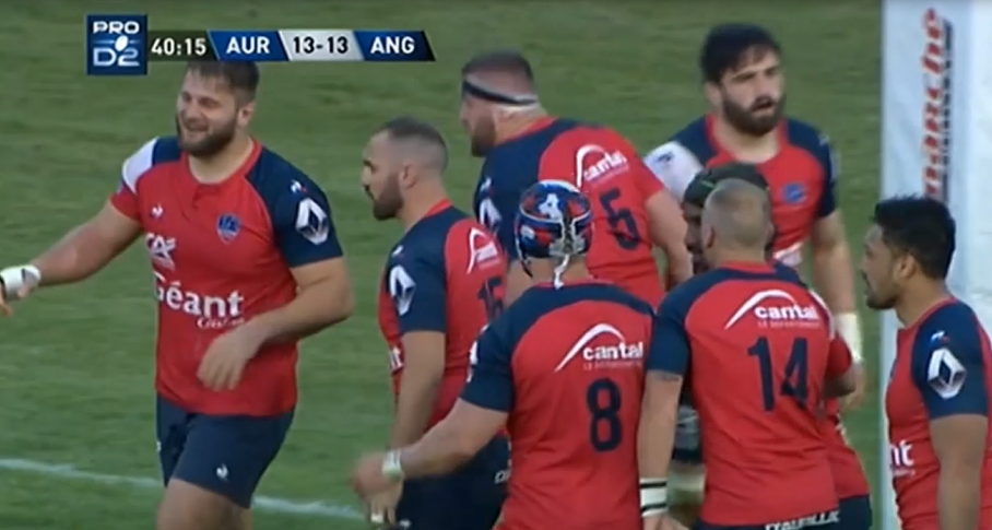 გიორგი ჯავახიას ლელო და ყვითელი ბარათი ანგულემის წინააღმდეგ (VIDEO)