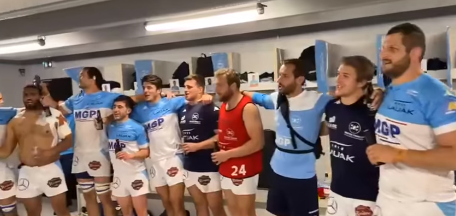 ბაიონის მორაგბეებმა ტულუზთან სენსაციური გამარჯვება გასახდელში სიმღერით აღნიშნეს (VIDEO)